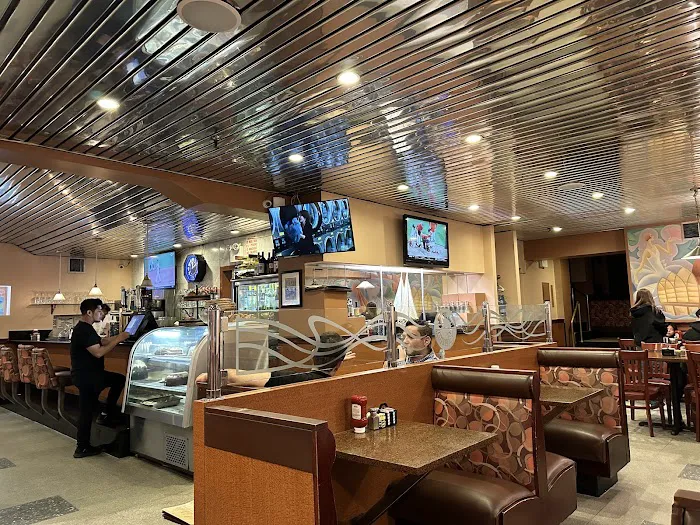 Gemini Diner Picture 10