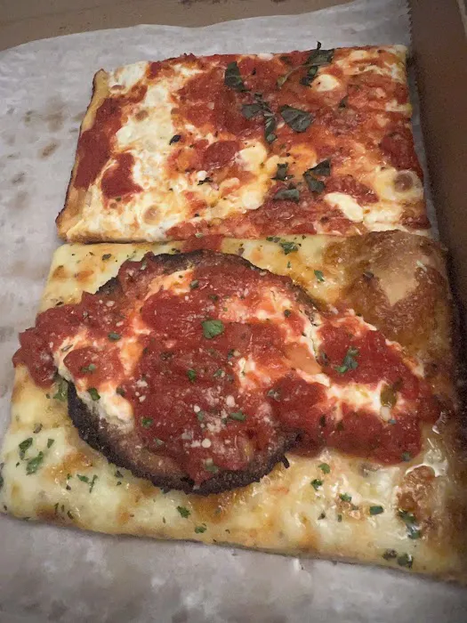 Garlic New York Pizza Bar Picture 9