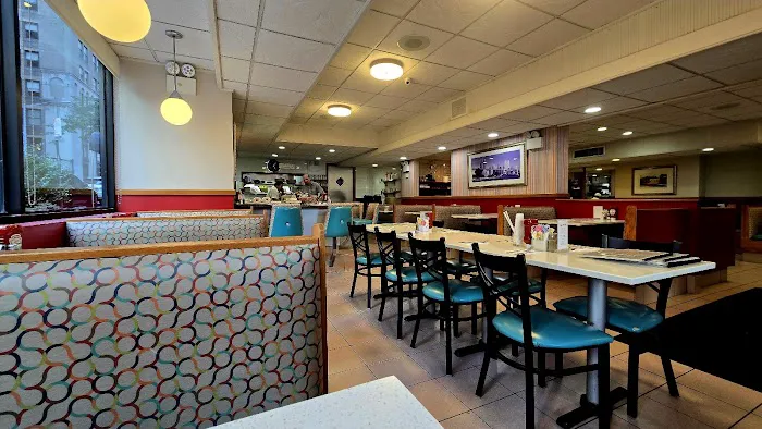 Murray Hill Diner Picture 5