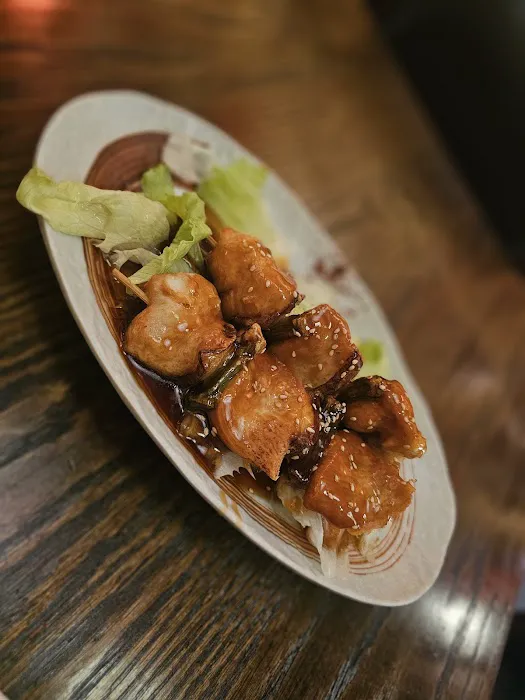 Hamachi Sushi 34 | Japanese Sushi Restaurant Picture 9