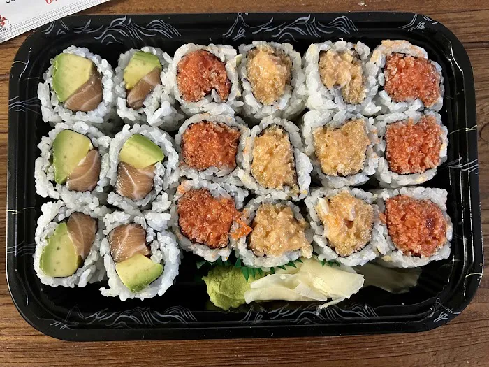 Hamachi Sushi 34 | Japanese Sushi Restaurant Picture 2