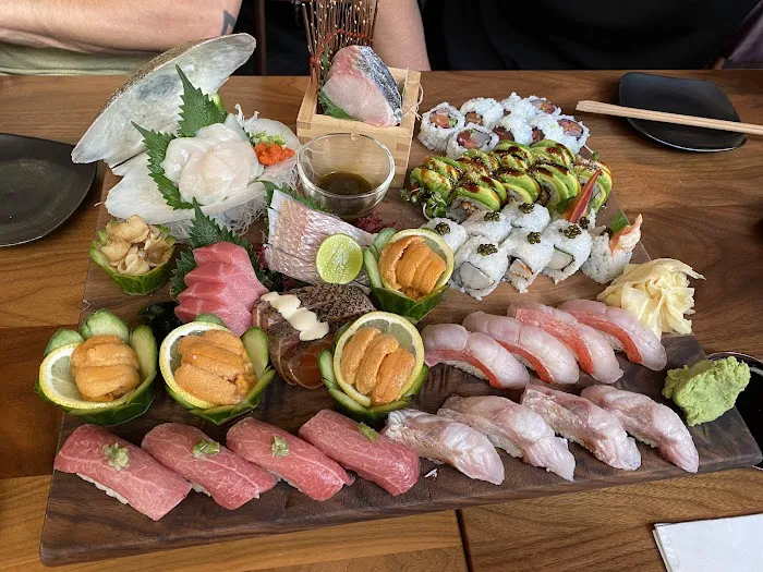 Blue Ribbon Sushi & Steak Picture 3