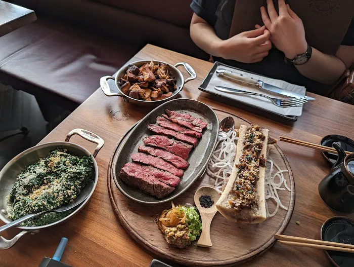 Blue Ribbon Sushi & Steak Picture 7