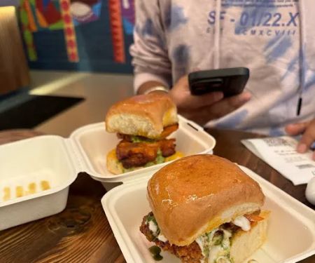 Rowdy Rooster - Penn