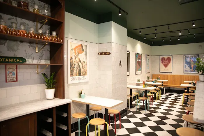 Le Botaniste Penn Plaza Picture 9