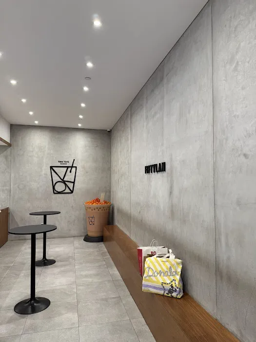FIFTYLAN KOREATOWN Picture 4