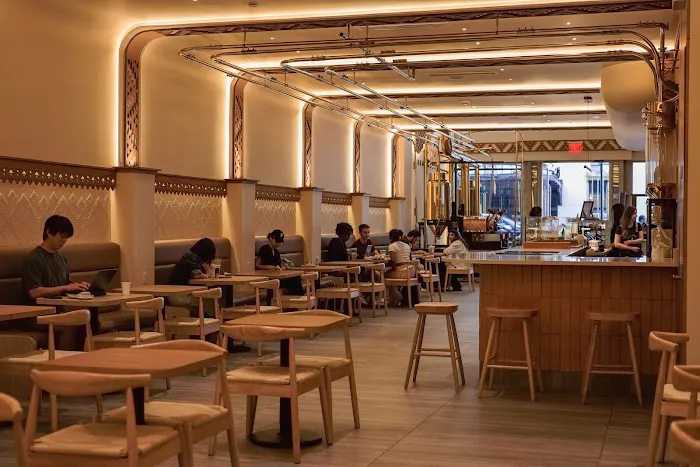 Moka & Co Picture 8