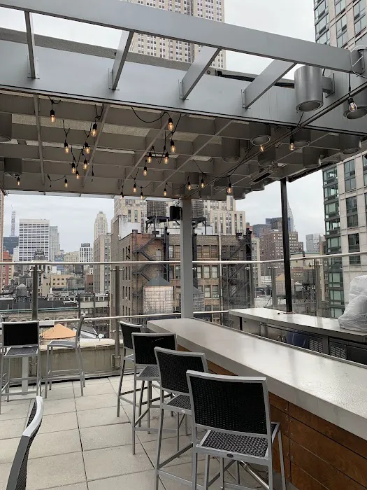 Up on 20 Rooftop Lounge Picture 10