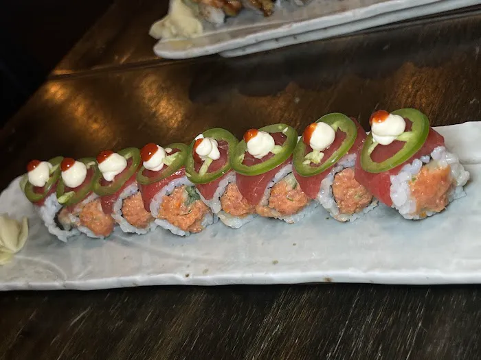 K SUSHI & BAR Picture 4