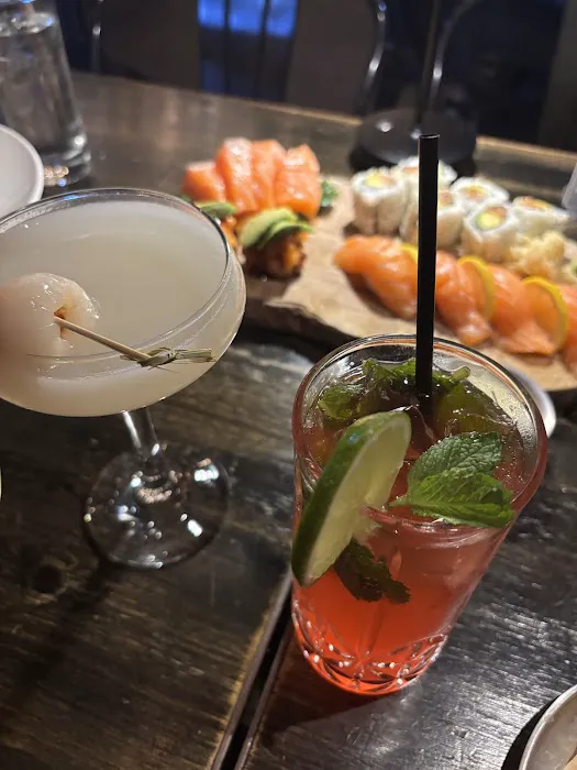 K SUSHI & BAR Picture 1