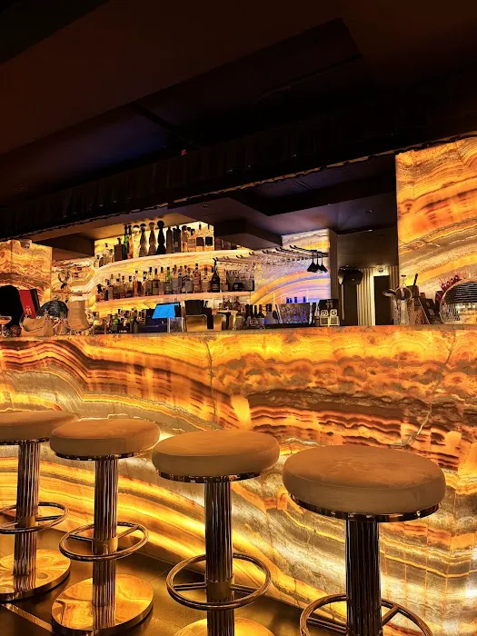 TEN11 LOUNGE & BAR (NOMAD) Picture 9