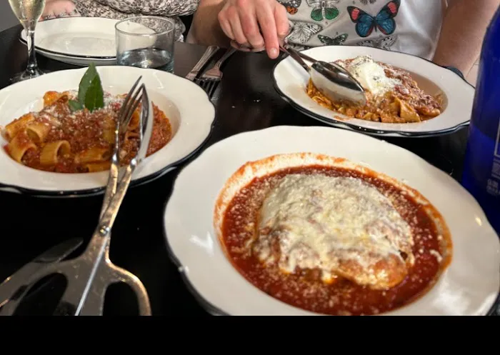Nittis Italian Restaurant in Hell's Kitchen Picture 1