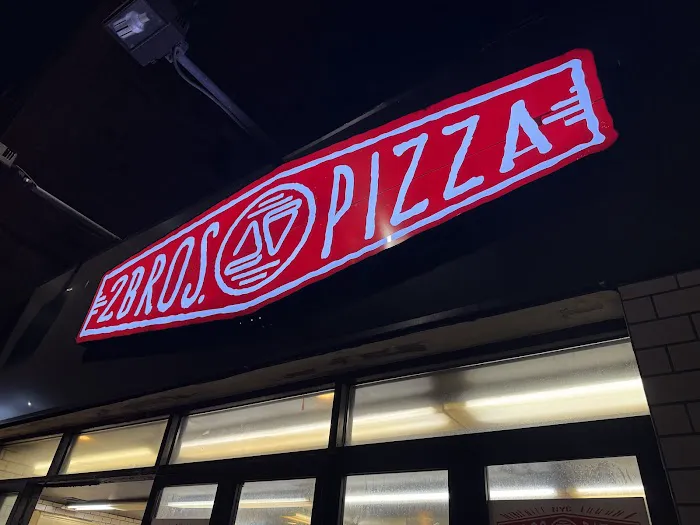 2 Bros Pizza Picture 5