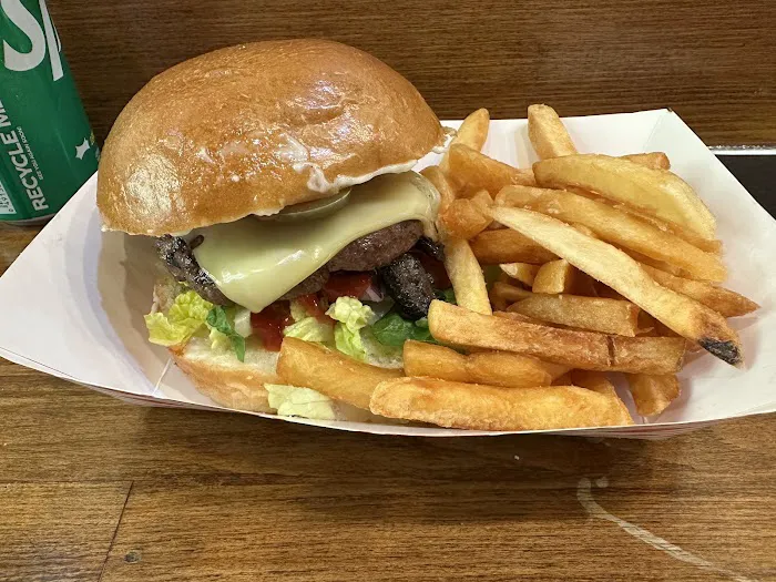 Burger World Picture 2