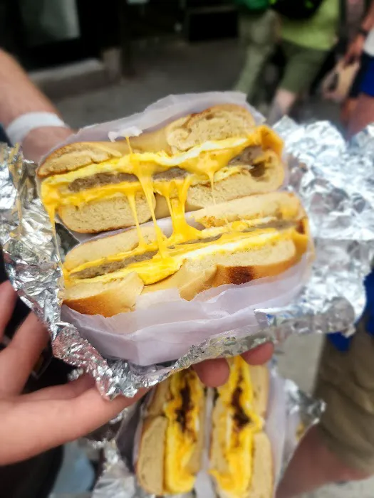 Lincoln Gourmet Deli Picture 1
