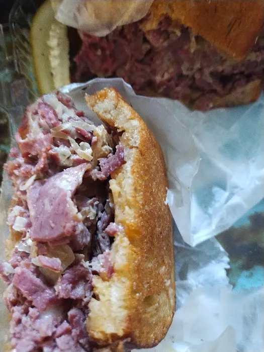Lincoln Gourmet Deli Picture 9