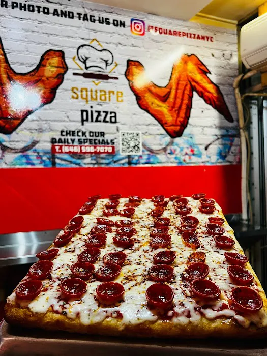 Square pizza NYC Time Square Picture 7