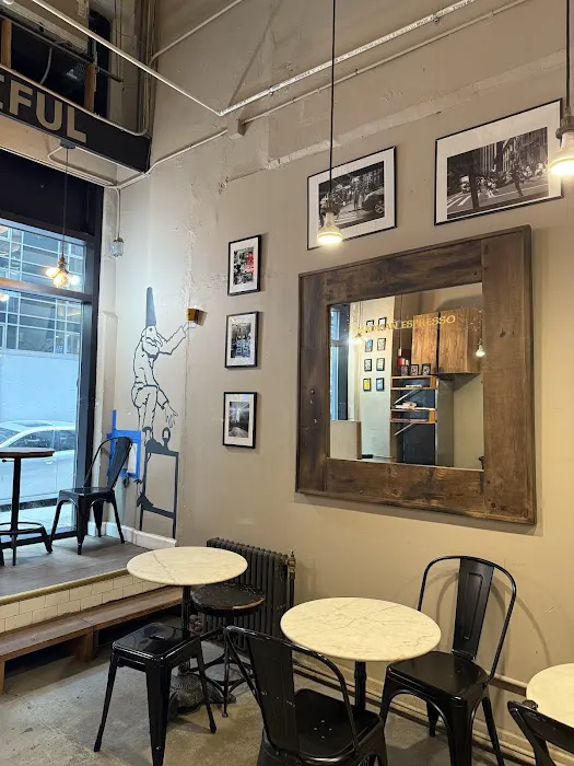 Madman Espresso Picture 9
