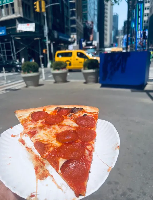 99¢ Delicious Pizza Picture 10