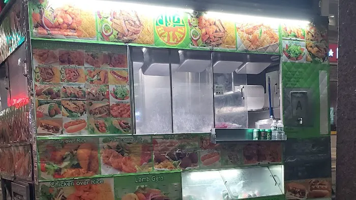 Ikbal's Halal Food Picture 6