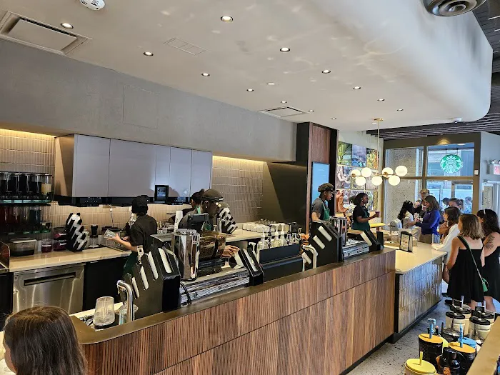Starbucks Picture 10