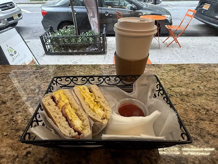 Aleef Cafe Picture 4