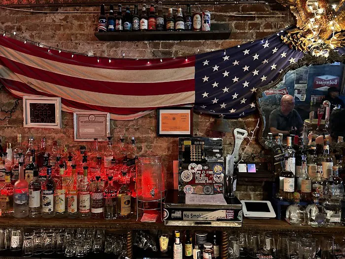 Blue Ruin Bar Picture 3