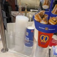 Auntie Anne's ico