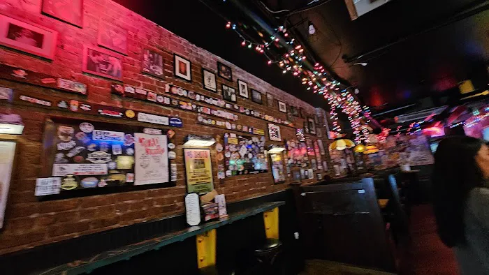 Port Authority Food & Deli Picture 9