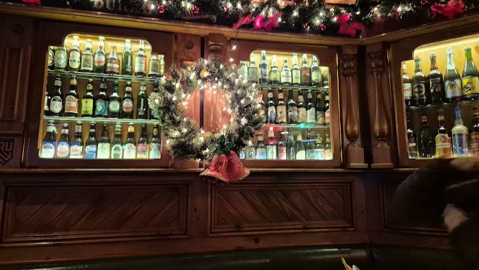 Pig n Whistle Picture 8