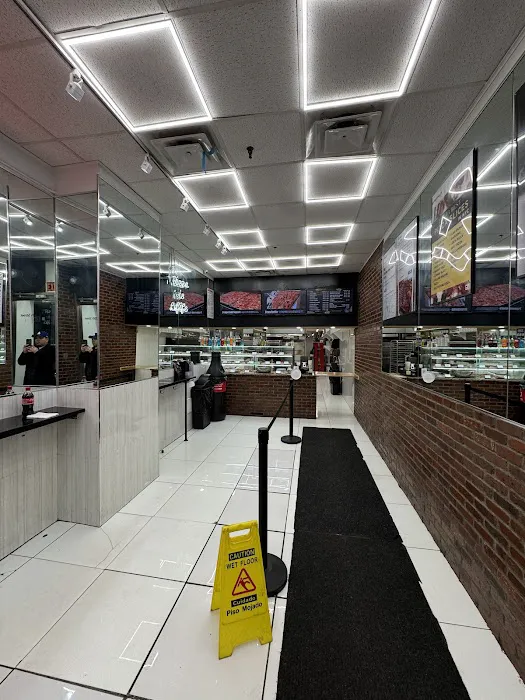 Village Square Pizza - Midtown Picture 3