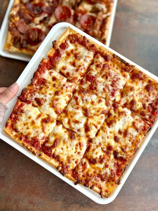 Ledo Pizza Picture 2