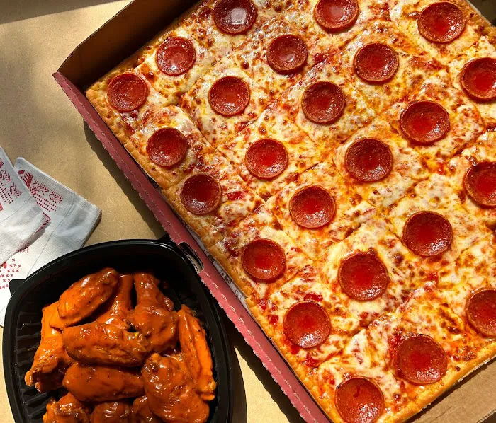 Ledo Pizza Picture 6