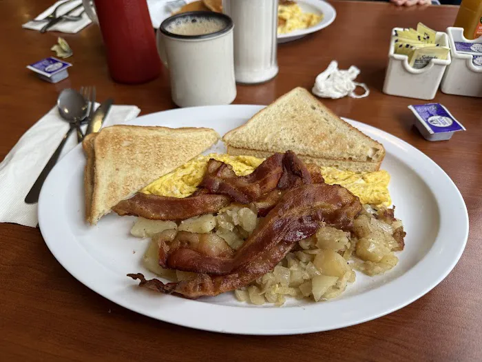 Broadway Deli & Cafe Picture 3