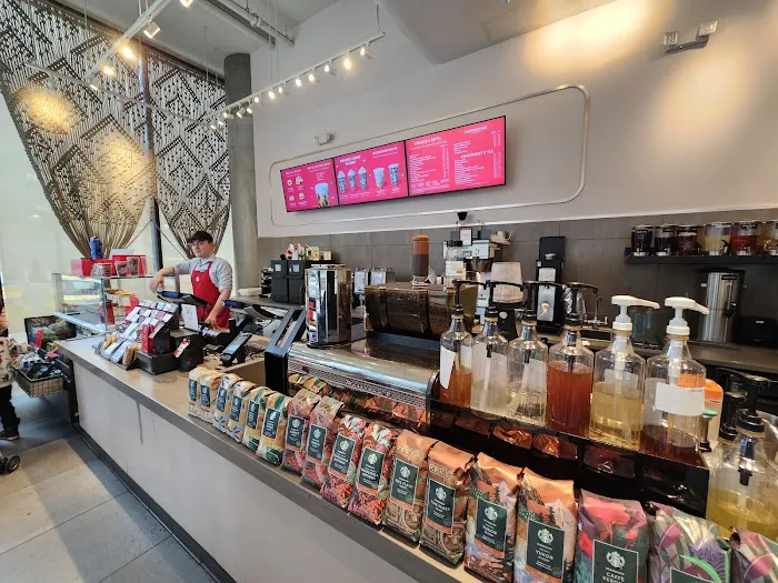 Starbucks Picture 6