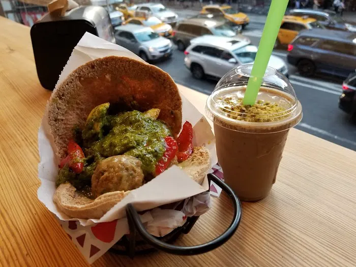The Hummus & Pita Co. Picture 7