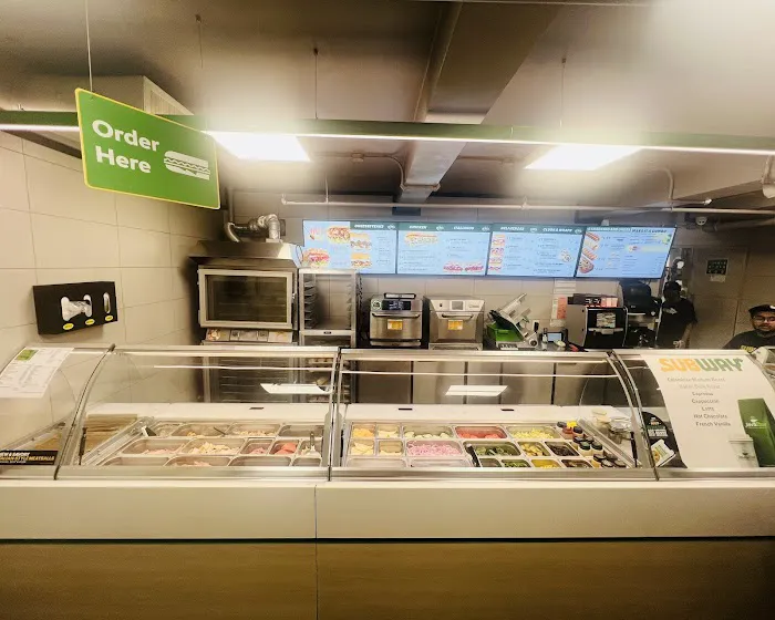 Subway Picture 8