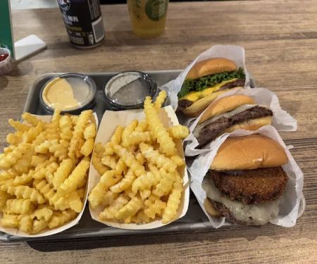 Shake Shack Herald Square