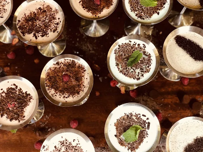 Ayza Wine & Chocolate Bar Picture 5