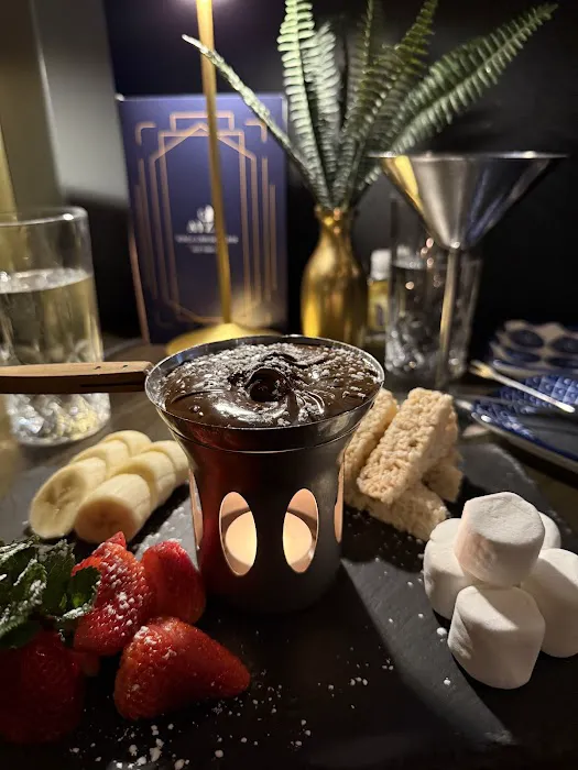 Ayza Wine & Chocolate Bar Picture 4