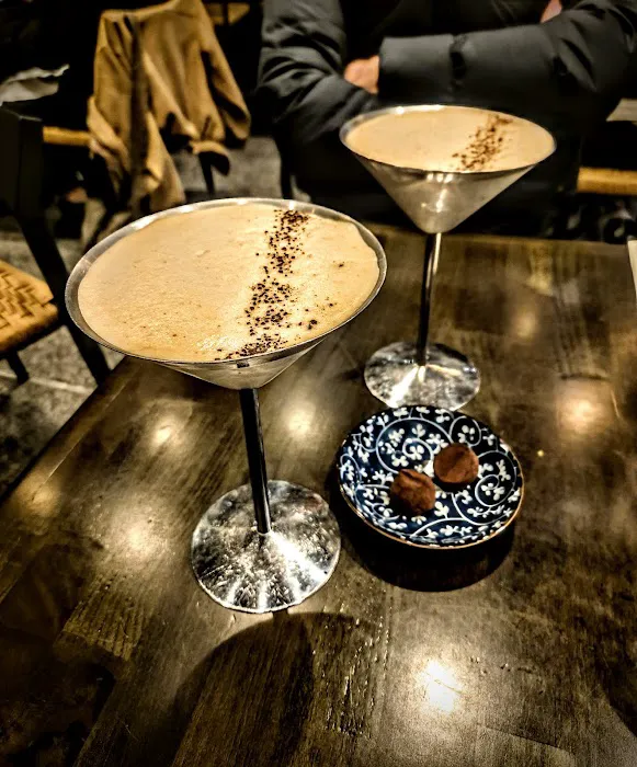 Ayza Wine & Chocolate Bar Picture 10