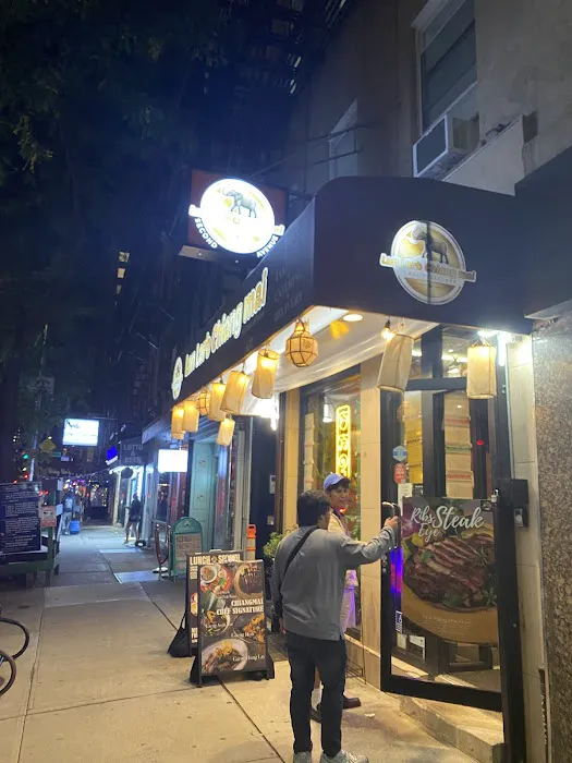 Lan Larb Chiang Mai 2nd Ave Picture 6