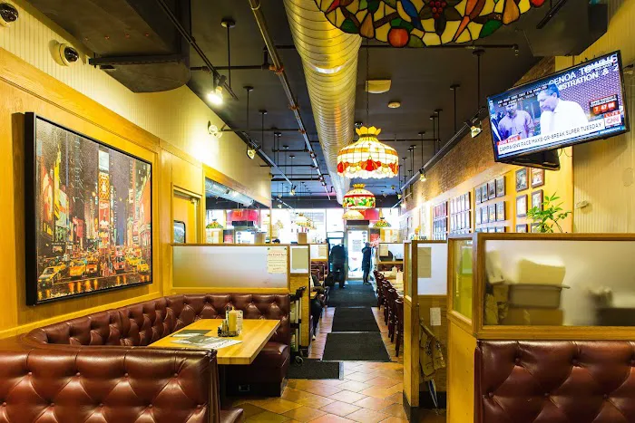 Sarge’s Delicatessen & Diner Picture 7