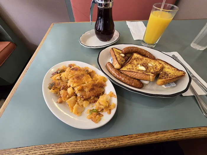 Townhouse Diner Picture 7