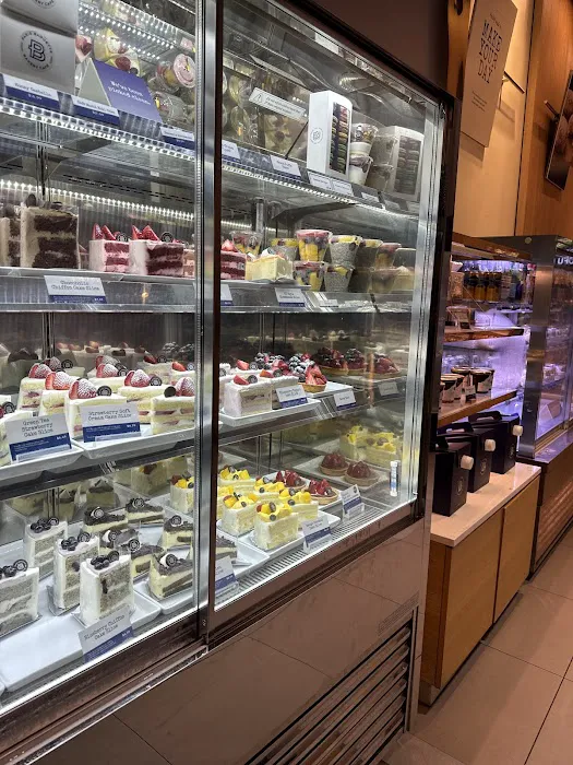 Paris Baguette Picture 9