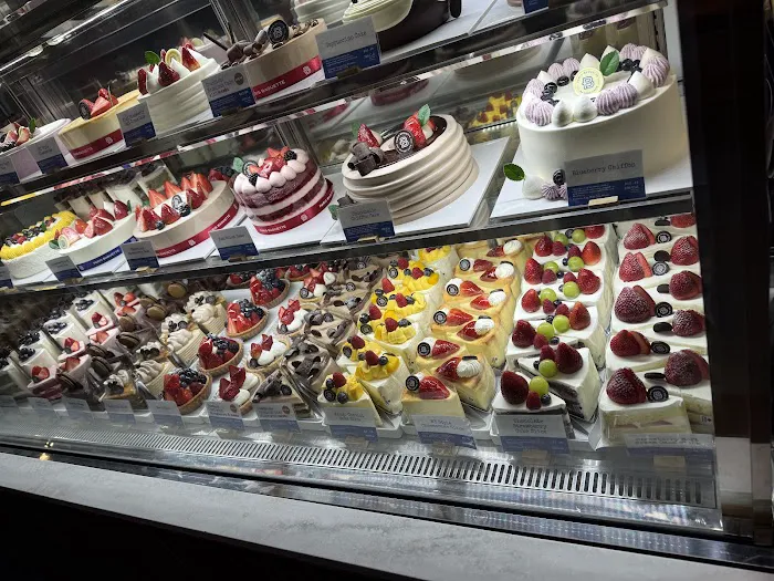 Paris Baguette Picture 1