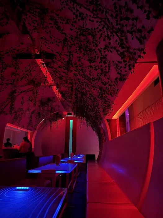 Maru Karaoke Lounge Picture 3