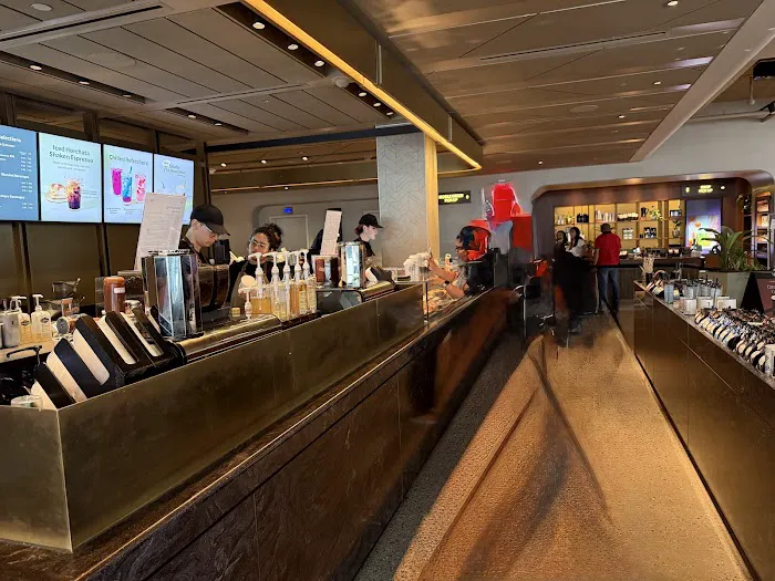 Starbucks Reserve - Empire State Building Picture 8