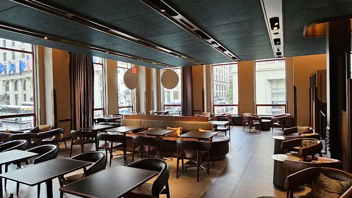 Starbucks Reserve - Empire State Building Picture 4