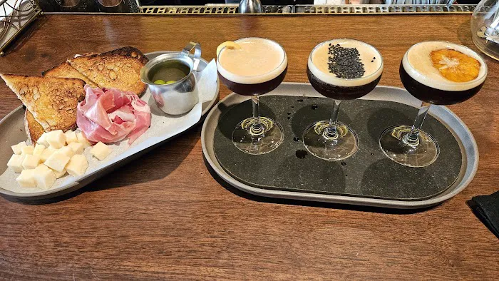 Starbucks Reserve - Empire State Building Picture 3